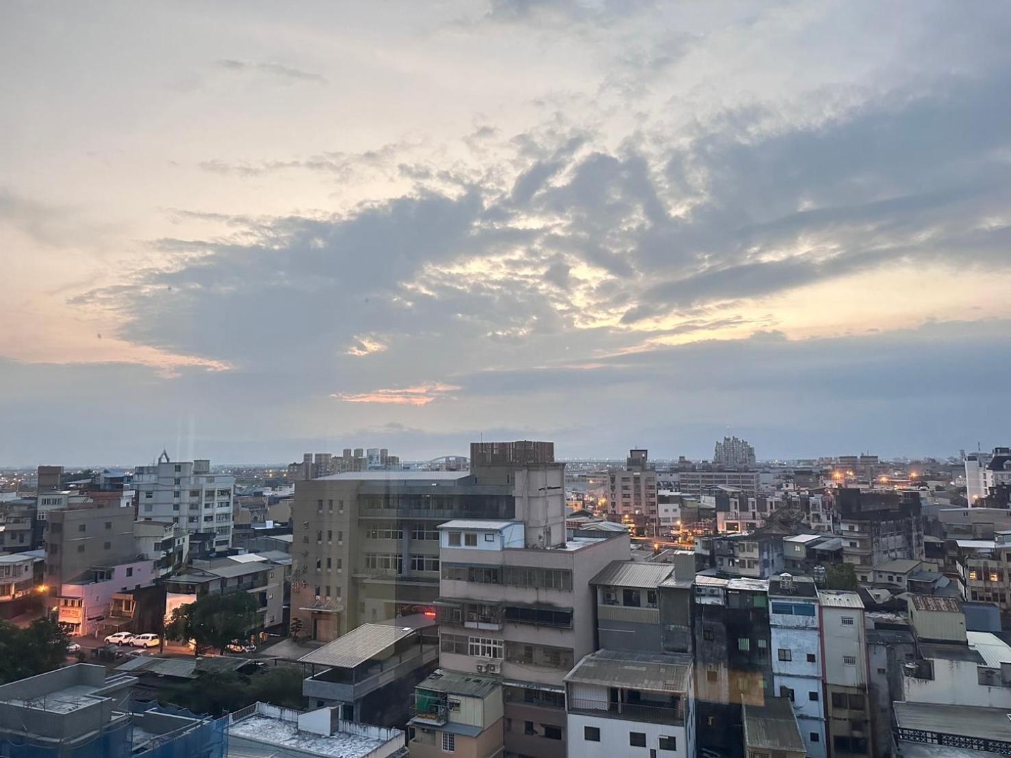 可青大飯店grand Ke-Cing Hotel Yilan Extérieur photo